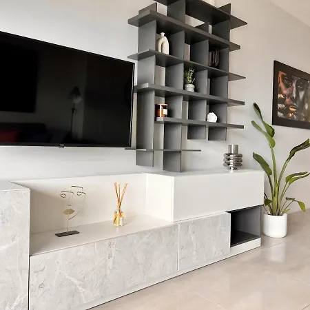 Sunset Waves 2 アパート ベニドルム