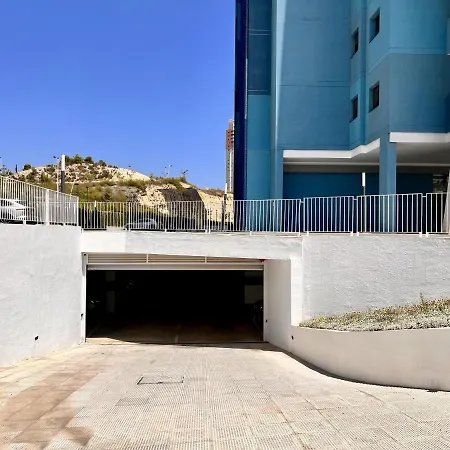 Sunset Waves 2 アパート